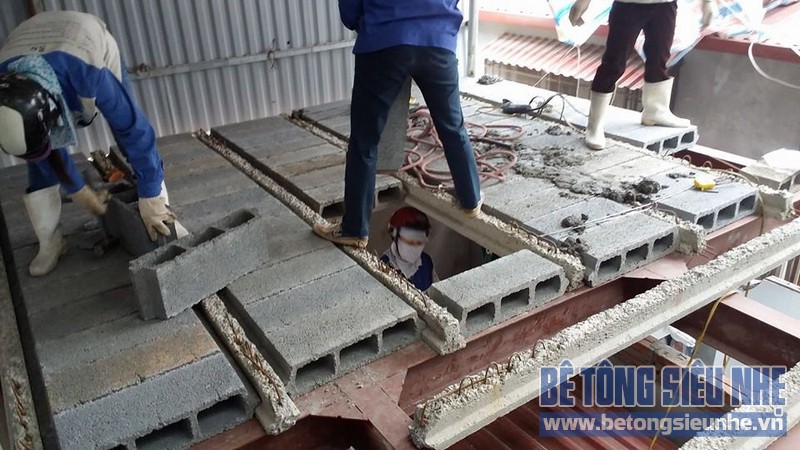 Thi công sàn bê tông siêu nhẹ cho nhà anh Tuấn tại Sóc Sơn