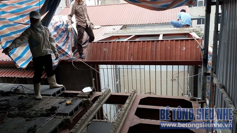Thi công sàn bê tông siêu nhẹ cho nhà anh Tuấn tại Sóc Sơn