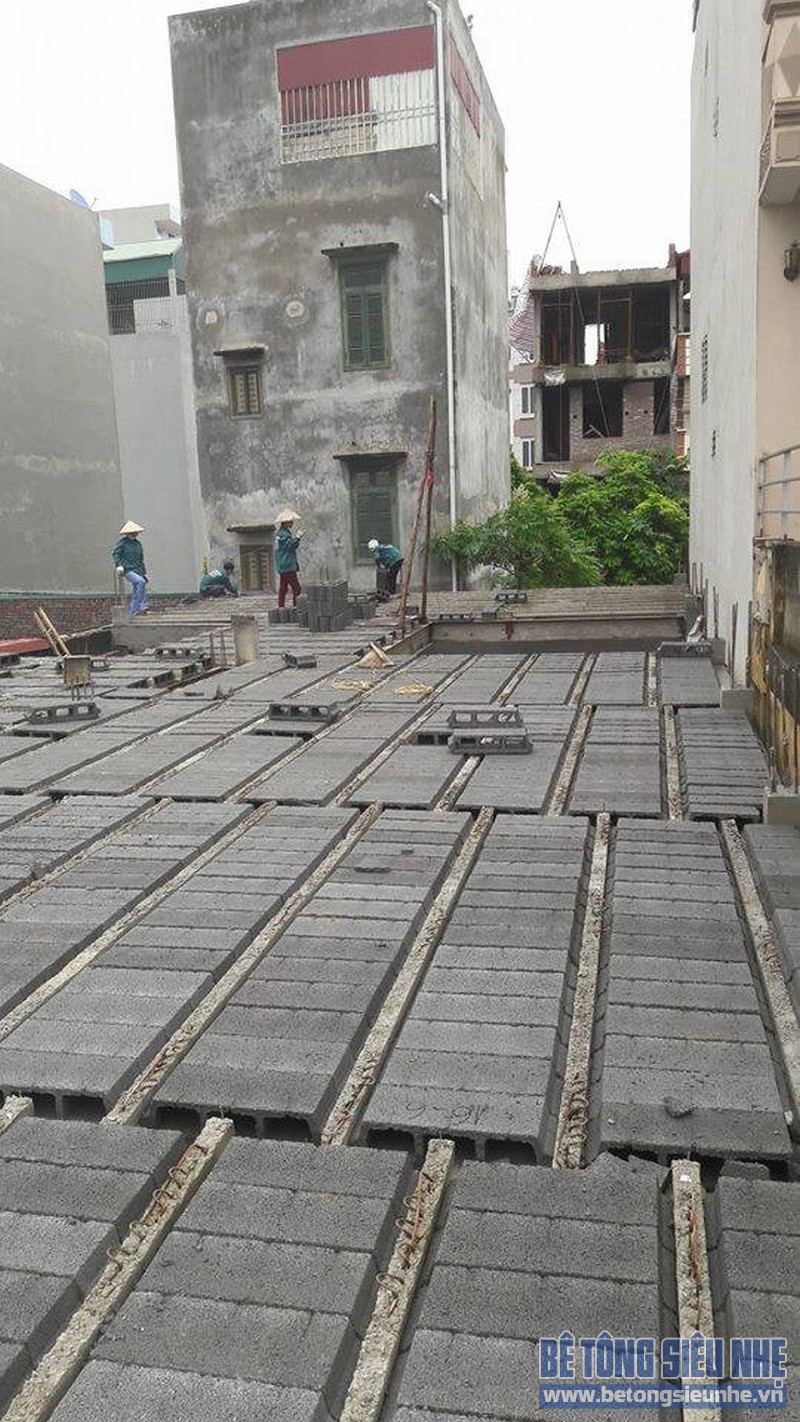 Thi công sàn bê tông siêu nhẹ Xuân Mai Thi công sàn bê tông siêu nhẹ Xuân Mai