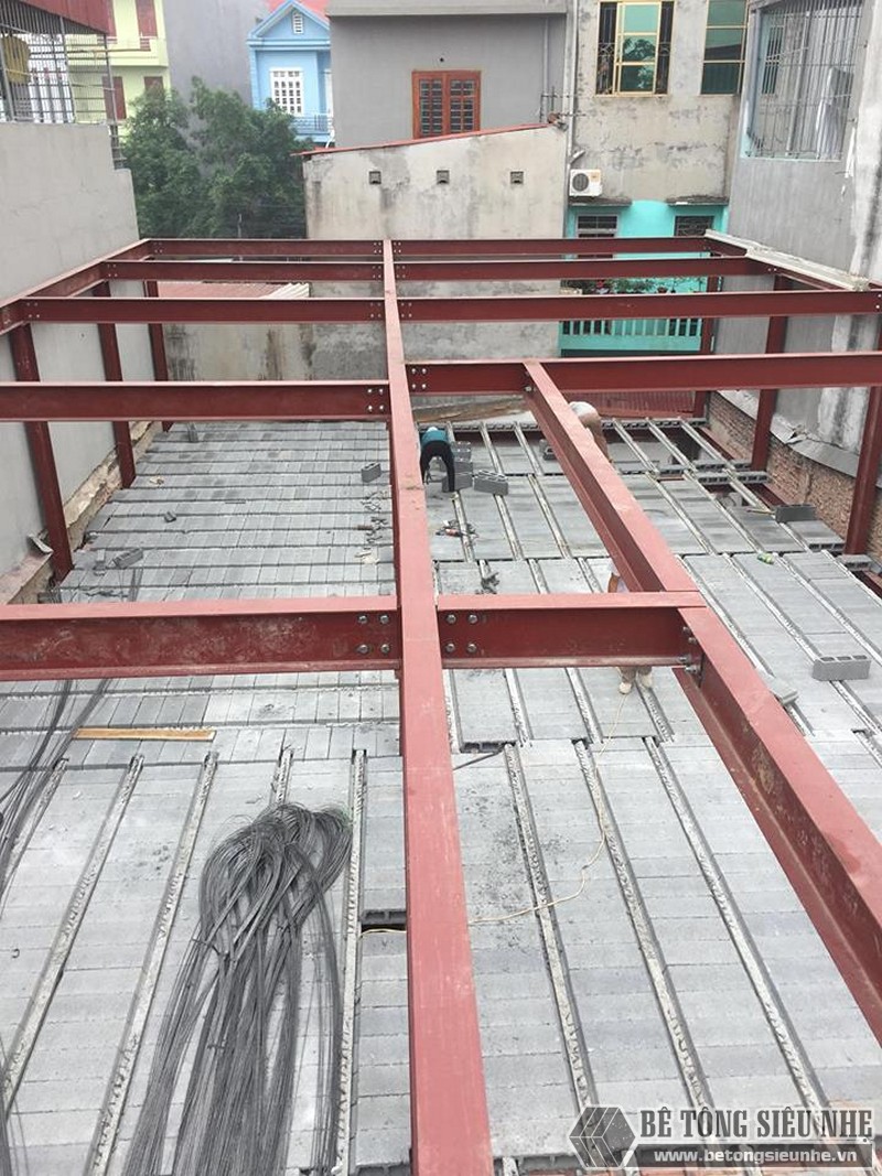 Dựng nhà khung thép đổ trần sàn bê tông nhẹ lắp ghép nhà xưởng ở Bắc Ninh