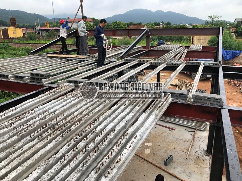 Dựng nhà xưởng bằng hệ khung thép tại Phú Ninh (P2), Minh Phú, Sóc Sơn, Hà Nội, nhà anh Ba