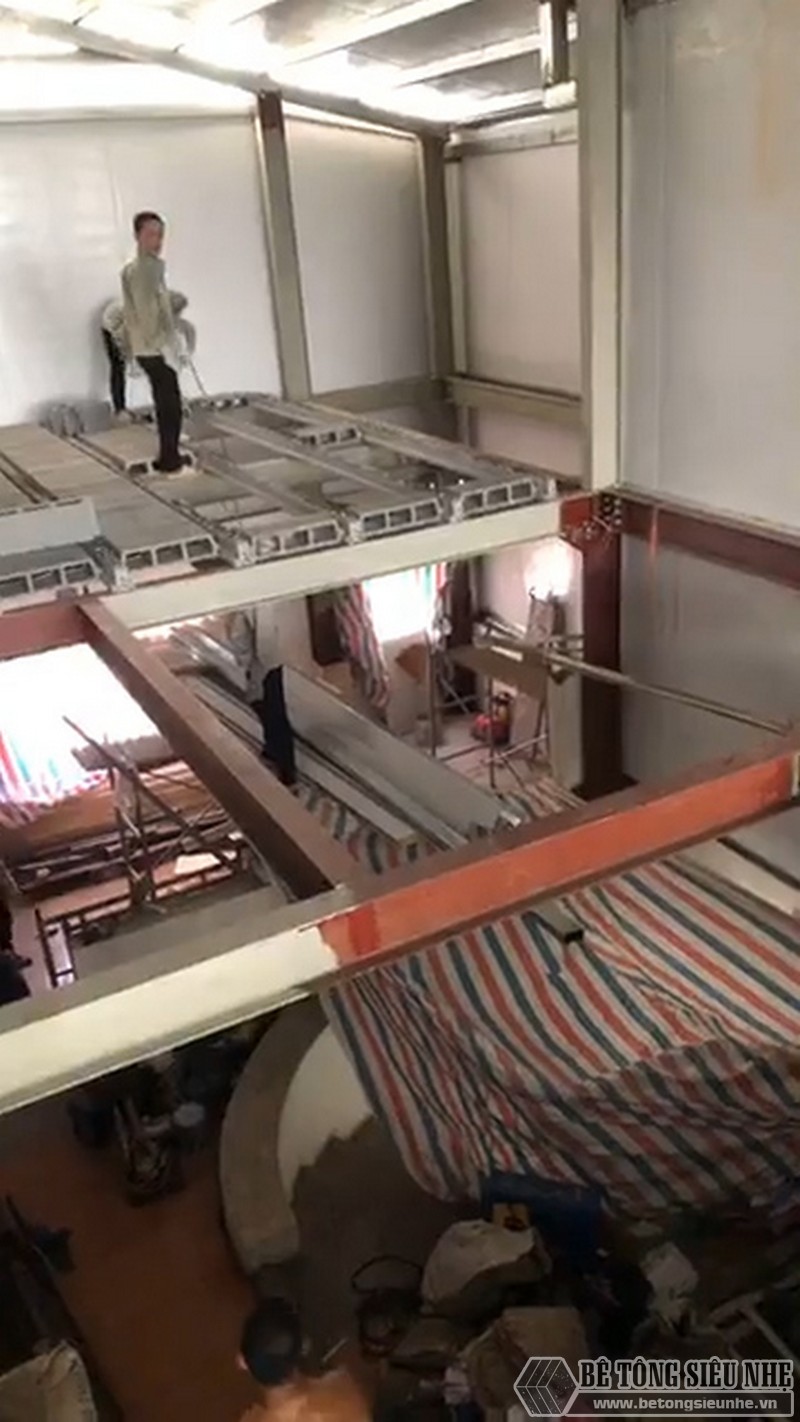 Thi công kết cấu thép và sàn bê tông nhẹ làm văn phòng tại Mai Hắc Đế - Hà Nội