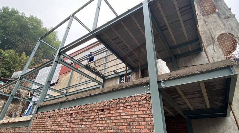 Hình ảnh thi công nhà phố khung thép 3 tầng kết hợp sàn bê tông nhẹ tại Hoàng Mai nhà anh Toàn - 02