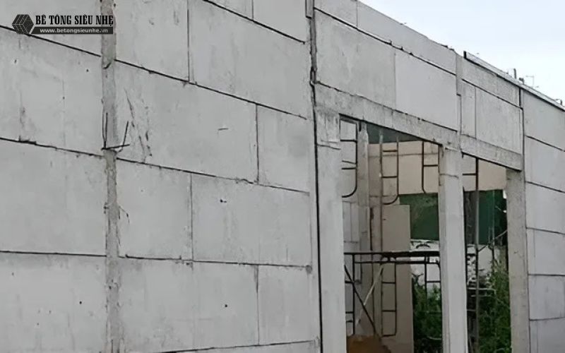 Ứng dụng thực tế của vách bê tông nhẹ trong xây dựng