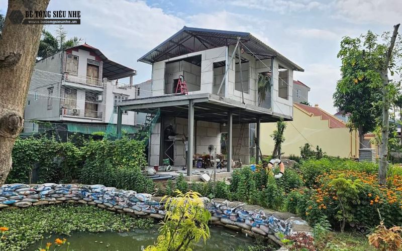 làm nhà bằng tấm bê tông siêu nhẹ