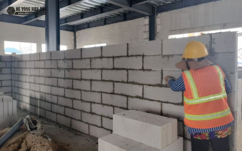 Báo giá tấm bê tông khí chưng áp Báo giá tấm bê tông khí chưng áp