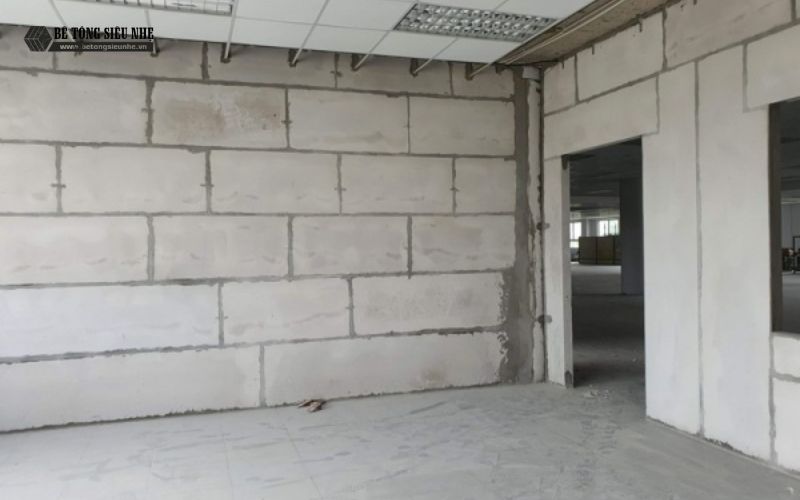 So sánh tường gạch và tường bê tông nhẹ
